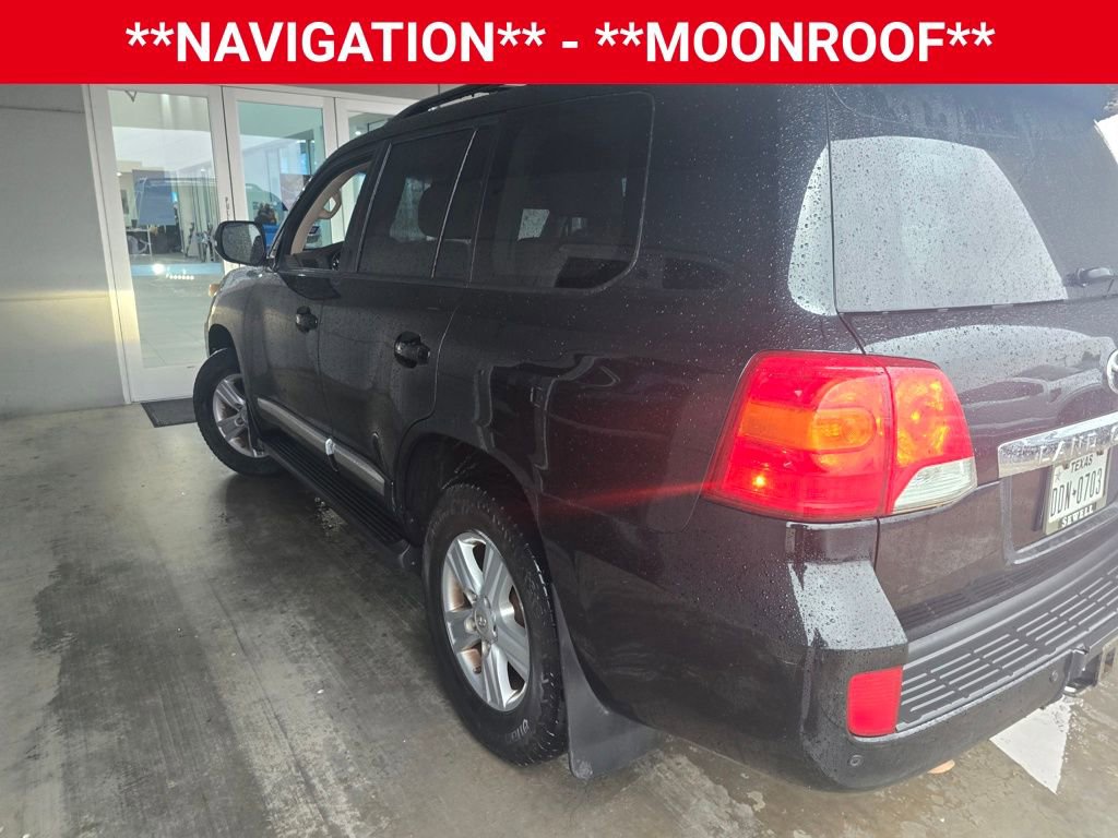 Used 2013 Toyota Land Cruiser image 2