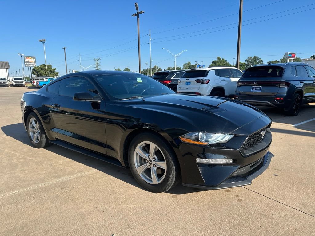 Used 2021 Ford Mustang Coupe RWD image 3