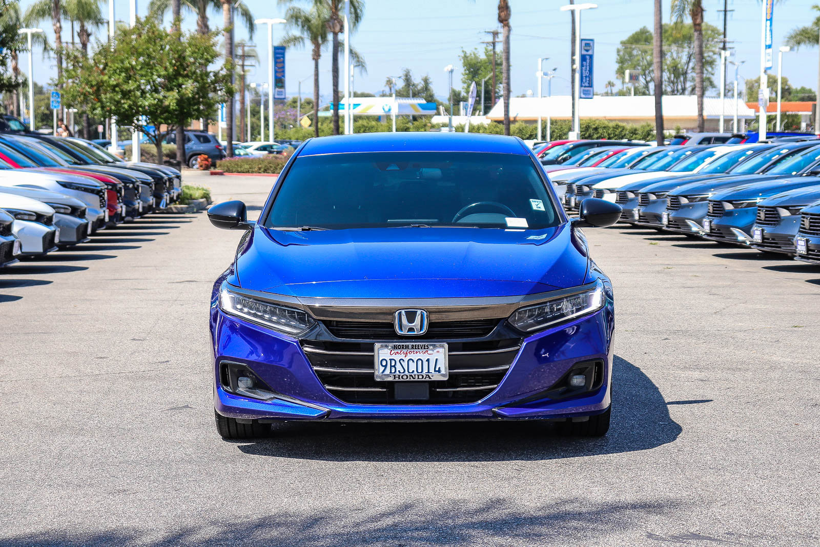 Used 2022 Honda Accord Sport image 2