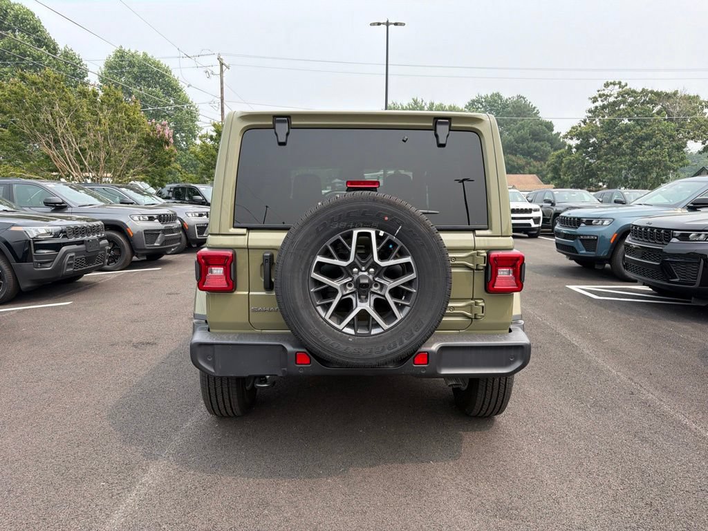 New 2026 Jeep Wrangler Unlimited Sahara AWD/4WD image 6