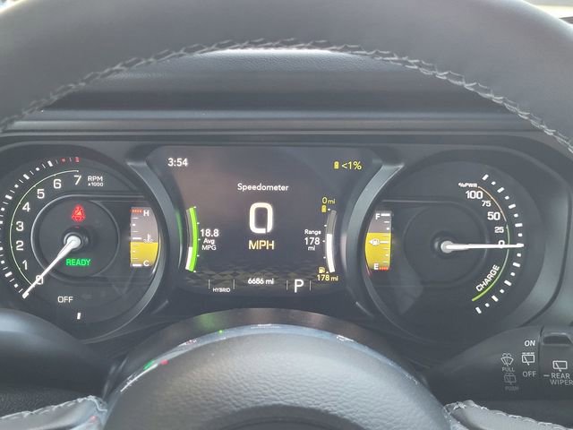 Certified 2025 Jeep Wrangler Unlimited Sahara w/ Safety Group AWD/4WD image 8