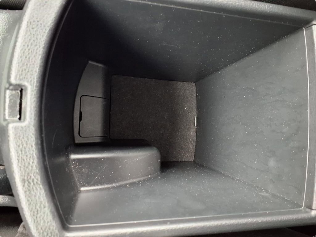 Used 2025 Kia Soul LX w/ LX Technology Package image 10