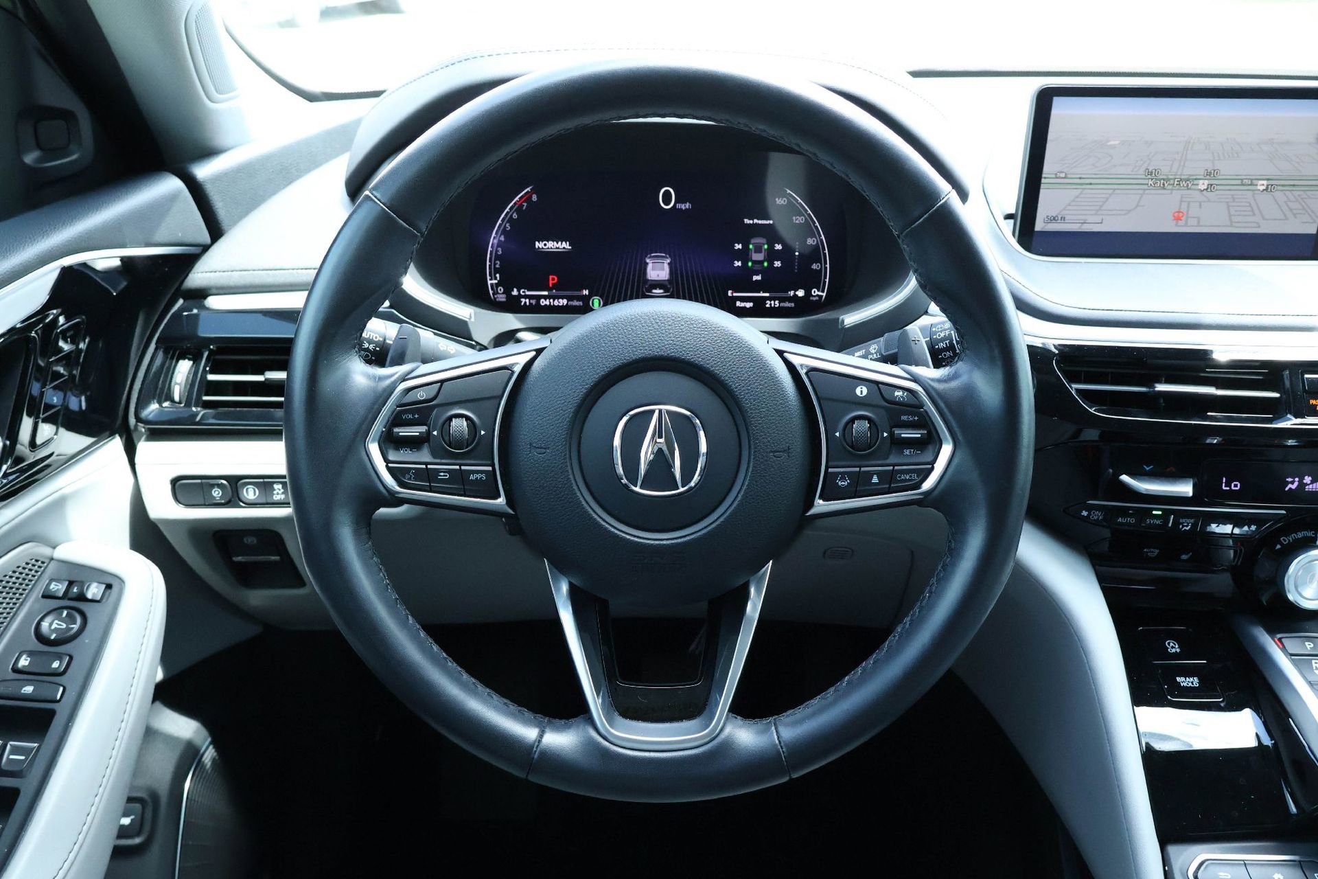 Certified 2023 Acura MDX FWD w/ Technology Package image 15