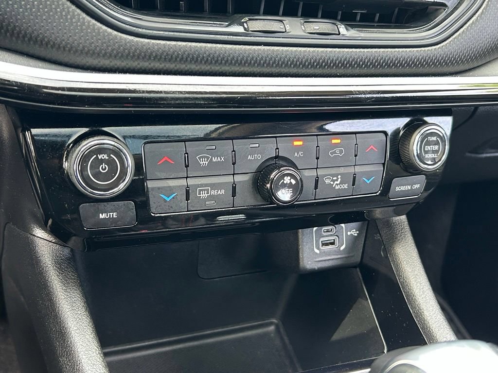 Used 2022 Jeep Compass Trailhawk w/ Sun and Sound Group AWD/4WD image 29