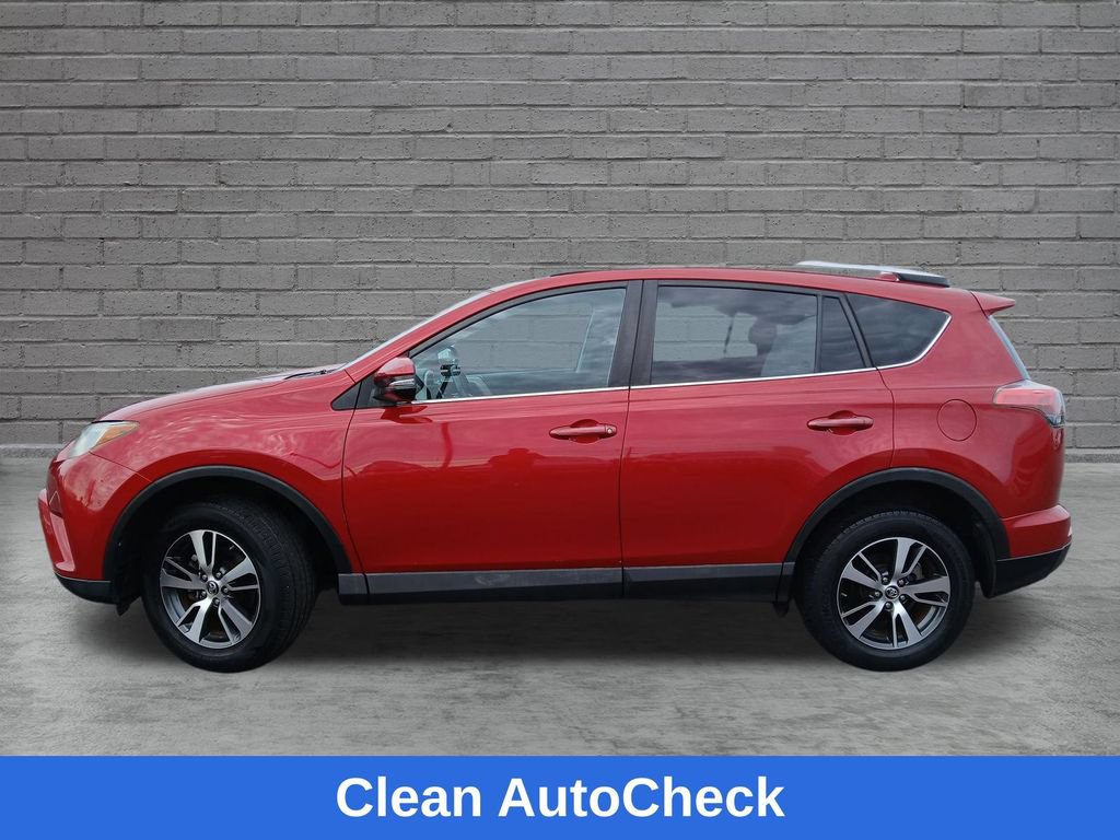 Used 2016 Toyota RAV4 XLE FWD image 2