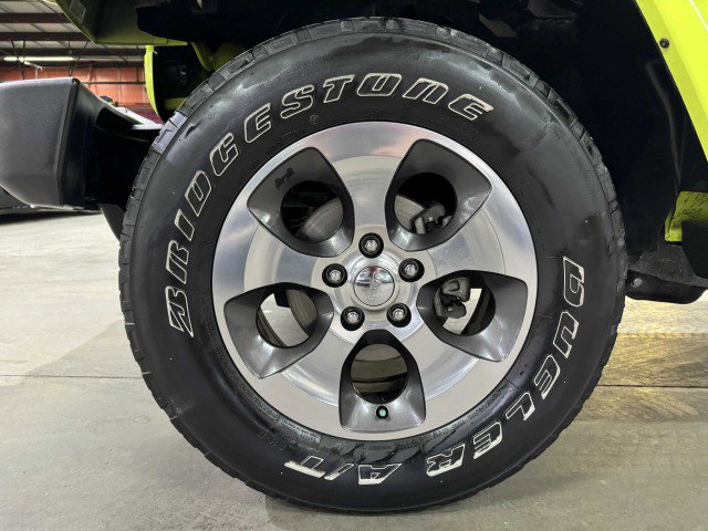 Used 2016 Jeep Wrangler Unlimited Sahara w/ Max Tow Package image 14