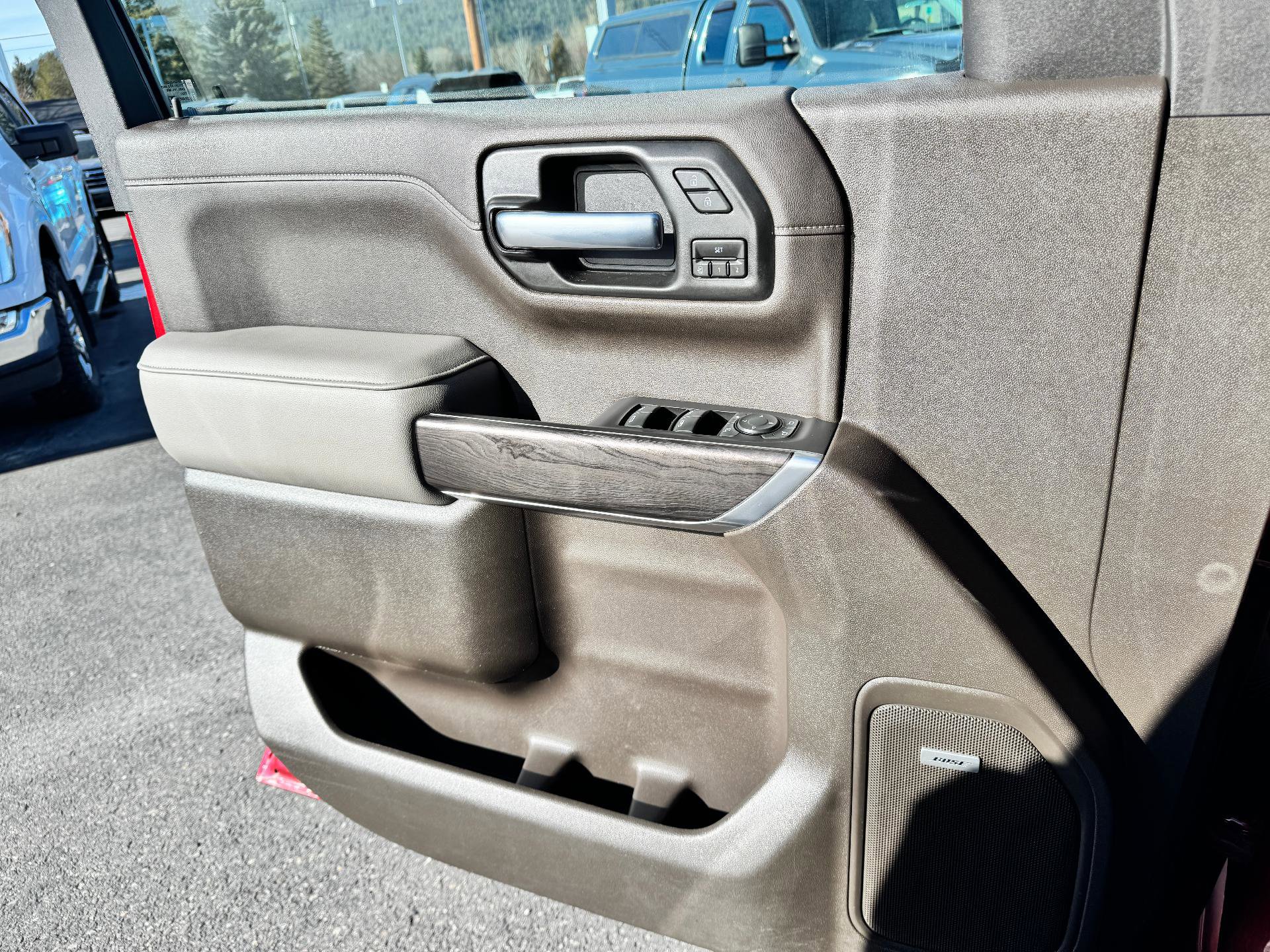 Used 2021 Chevrolet Silverado 1500 LTZ w/ LTZ Premium Package image 28