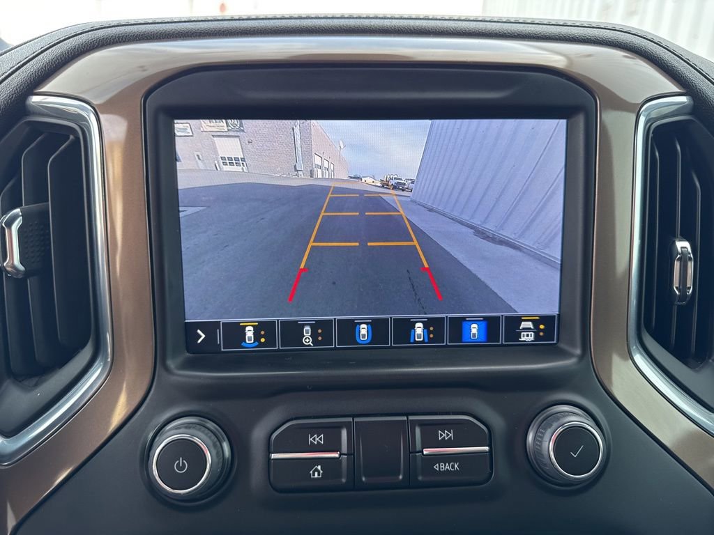 Used 2023 Chevrolet Silverado 3500 High Country w/ Z71 Off-Road Package image 31