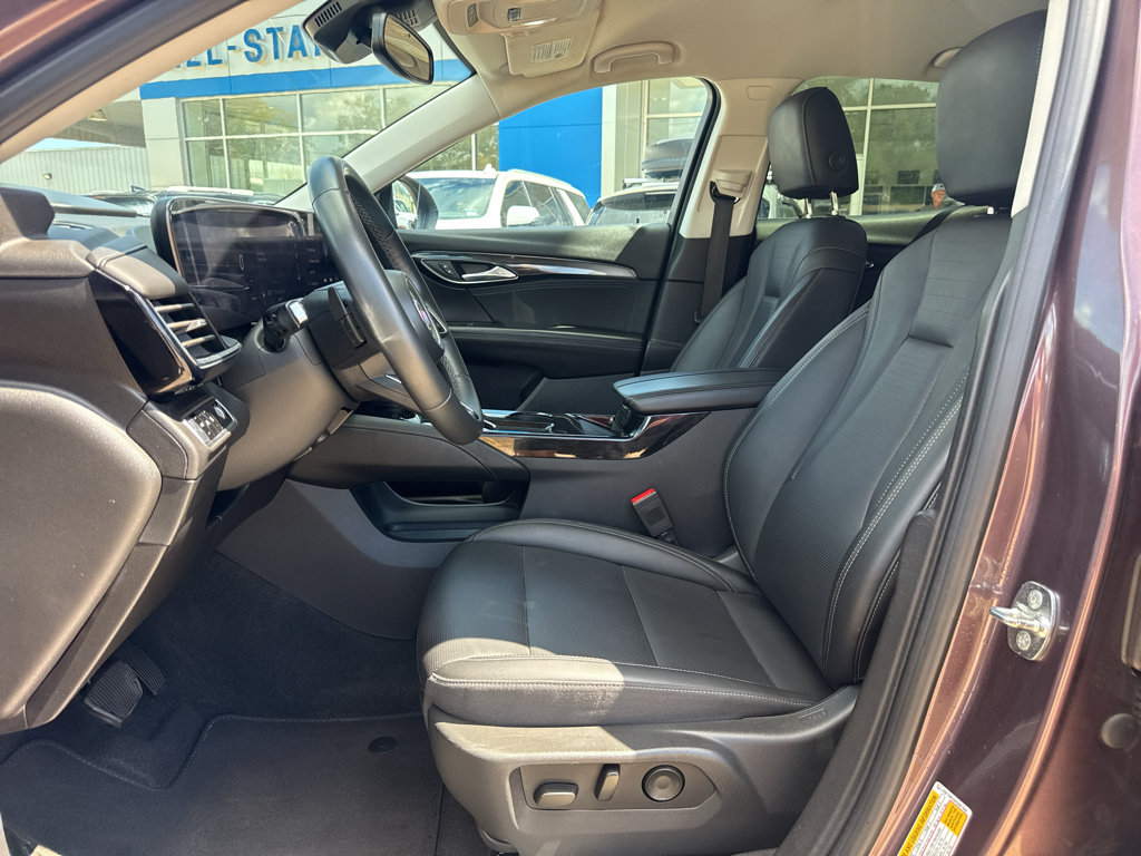 Used 2024 Buick Envision Preferred AWD/4WD image 4