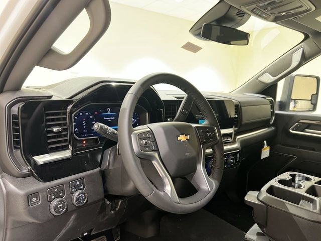 New 2026 Chevrolet Silverado 3500 LT w/ Convenience Package AWD/4WD image 9