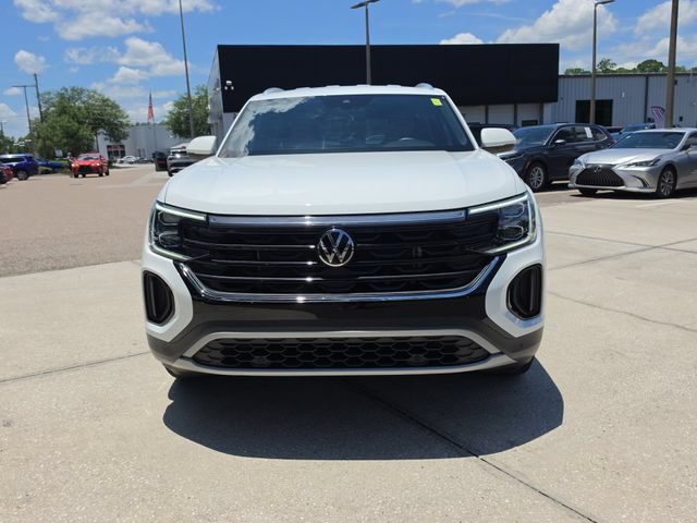 Used 2024 Volkswagen Atlas Cross Sport SE FWD image 3