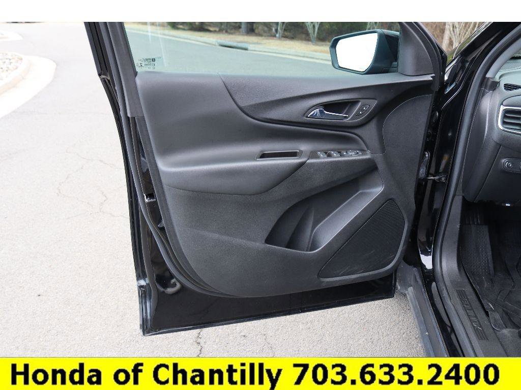 Used 2022 Chevrolet Equinox LT w/ LPO, Floor Liner Package image 19