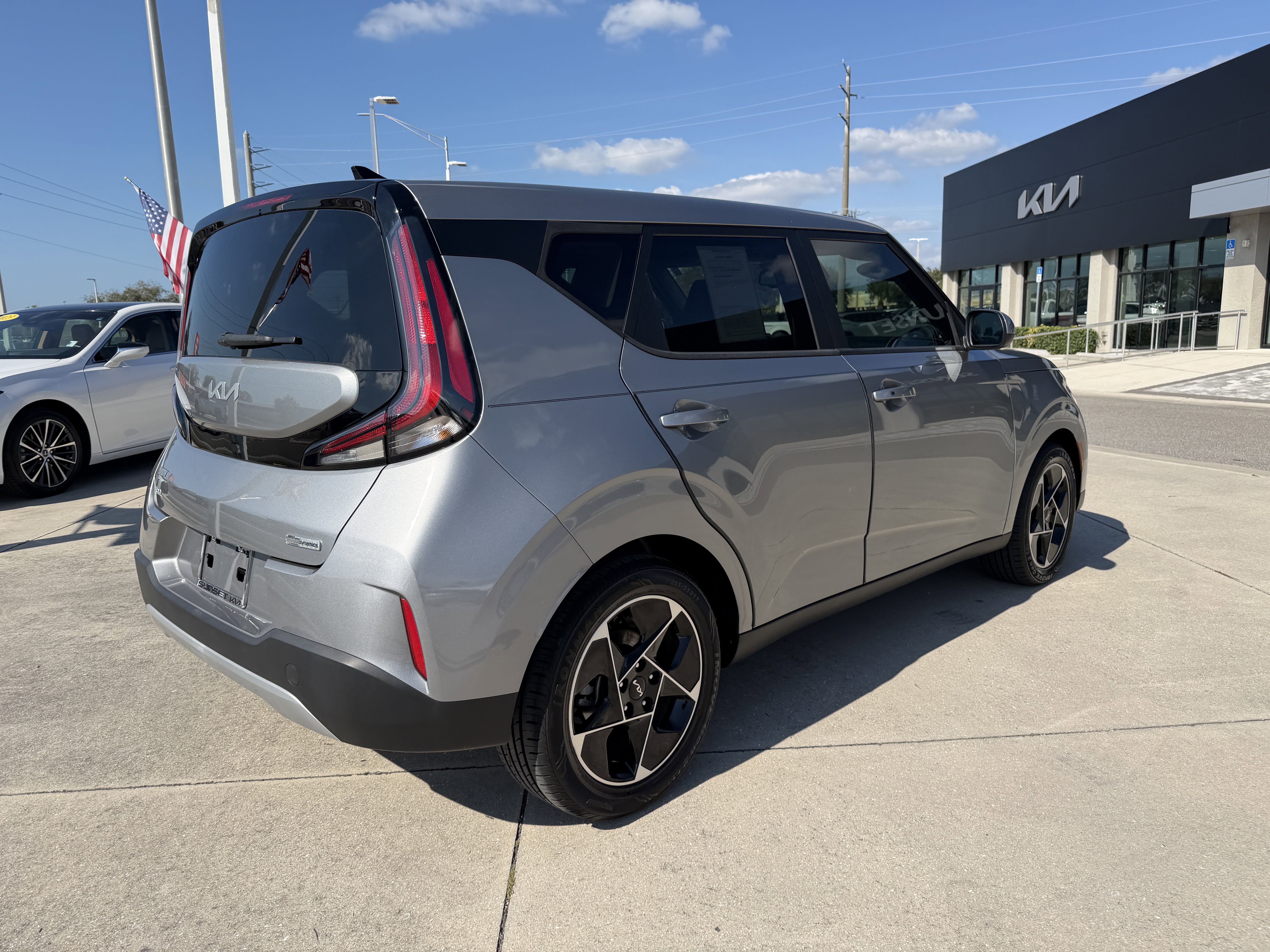 Certified 2023 Kia Soul EX image 4