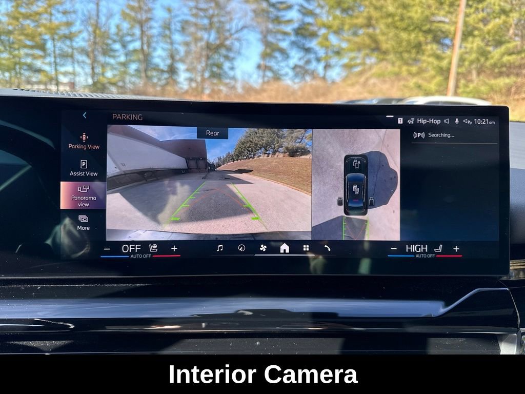 Used 2025 BMW 530i xDrive w/ Premium Package image 19