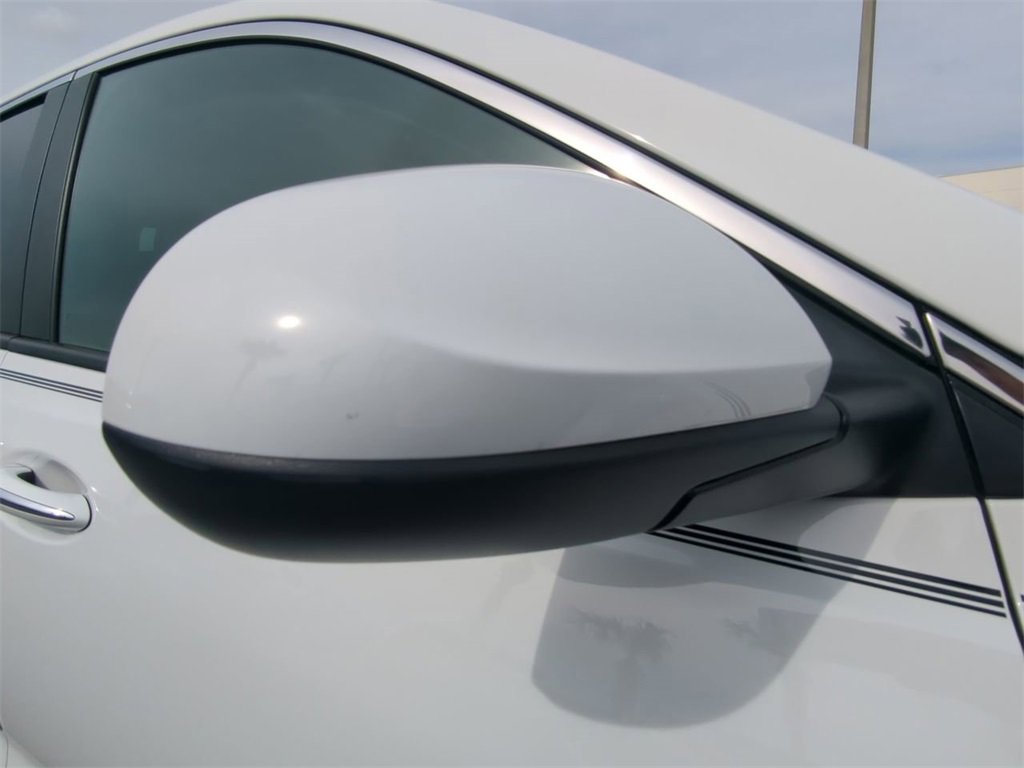 Used 2024 Buick Encore GX Preferred image 11