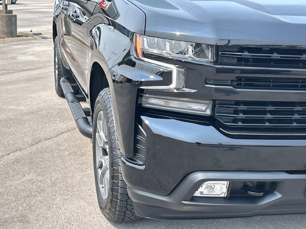 Used 2022 Chevrolet Silverado 1500 RST AWD/4WD image 11
