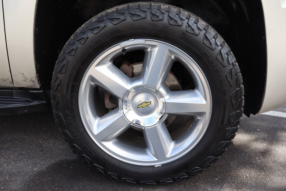 Used 2013 Chevrolet Tahoe LTZ image 45