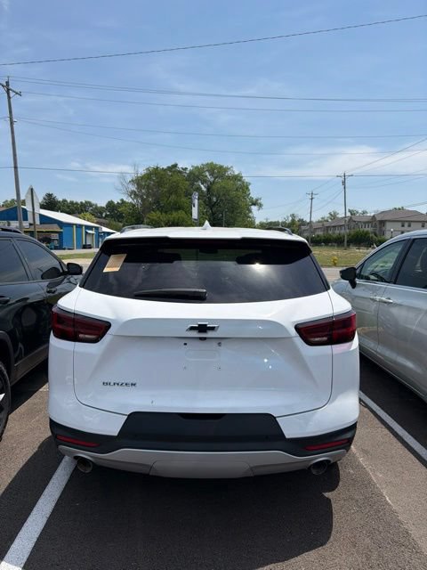 Used 2024 Chevrolet Blazer LT w/ Convenience Package FWD image 5