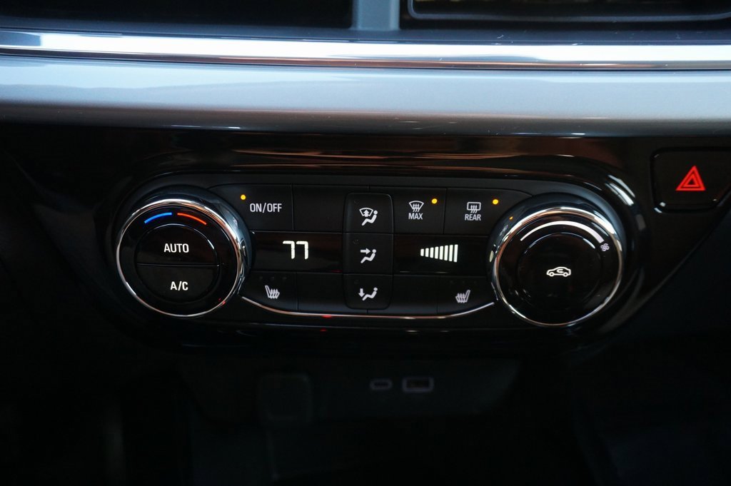 New 2026 Chevrolet Trax LT w/ Driver Confidence Package image 15