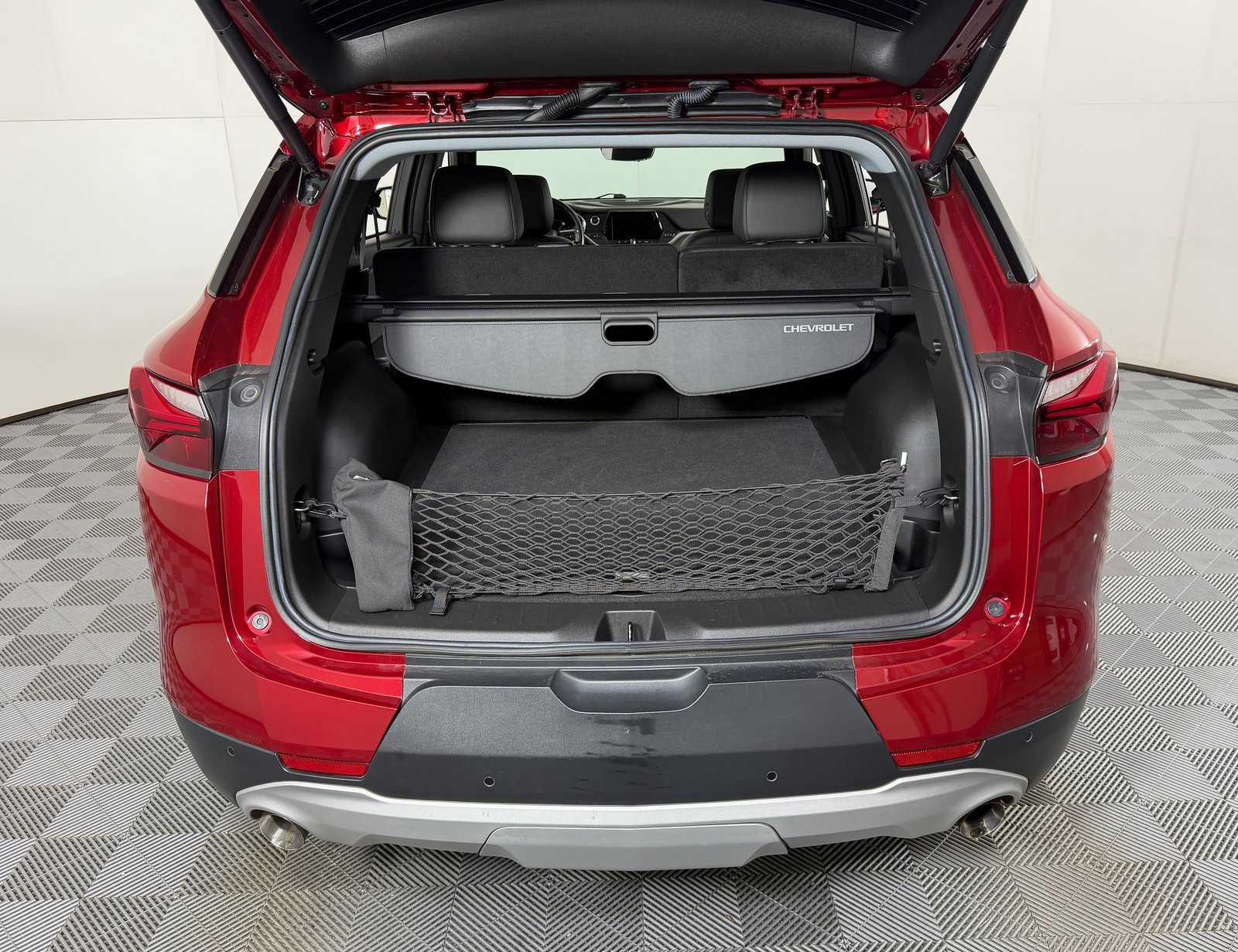 Used 2022 Chevrolet Blazer LT w/ Sound & Technology Package image 7