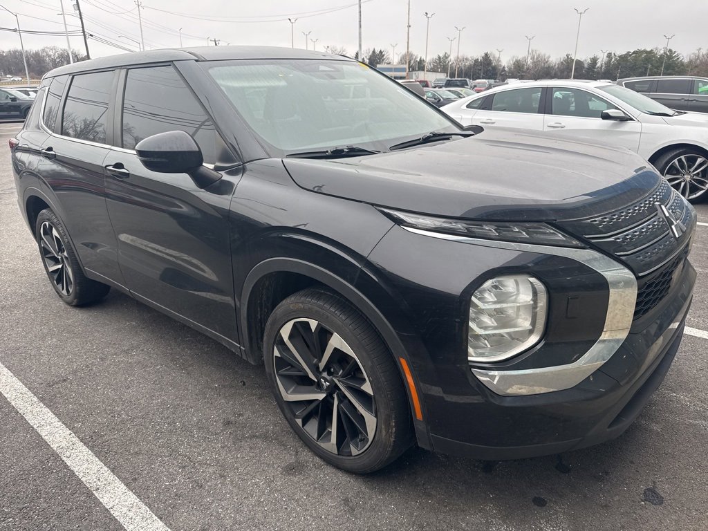 Used 2022 Mitsubishi Outlander ES