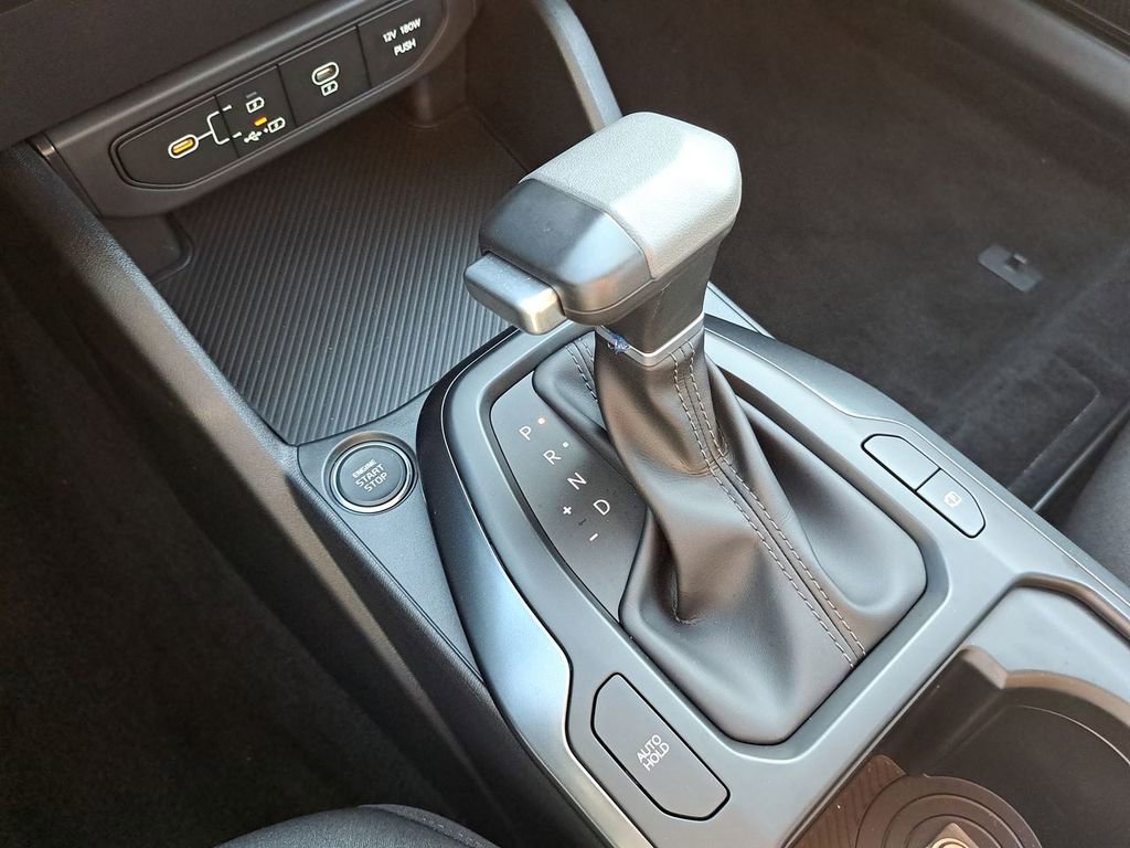 Used 2025 Kia K4 LXS image 19