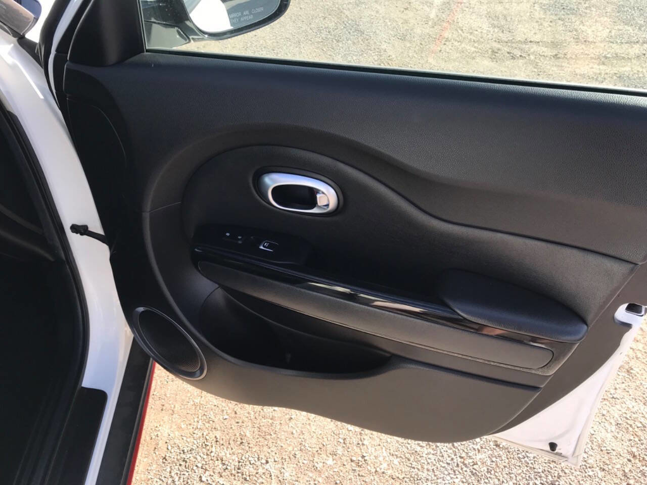 Used 2019 Kia Soul ! image 10