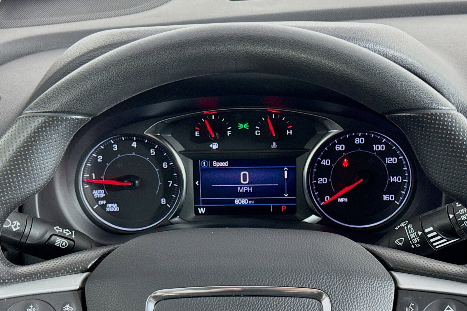 Used 2024 GMC Terrain SLE w/ Driver Convenience Package image 18