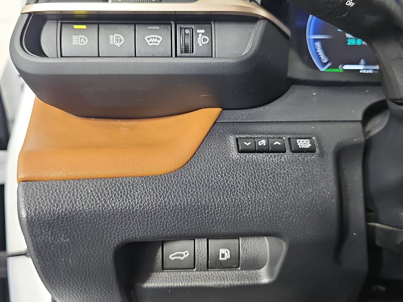 Used 2025 Toyota Crown Signia AWD/4WD image 26