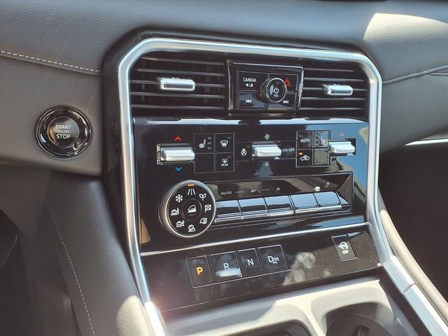 New 2026 Nissan Armada SL image 16