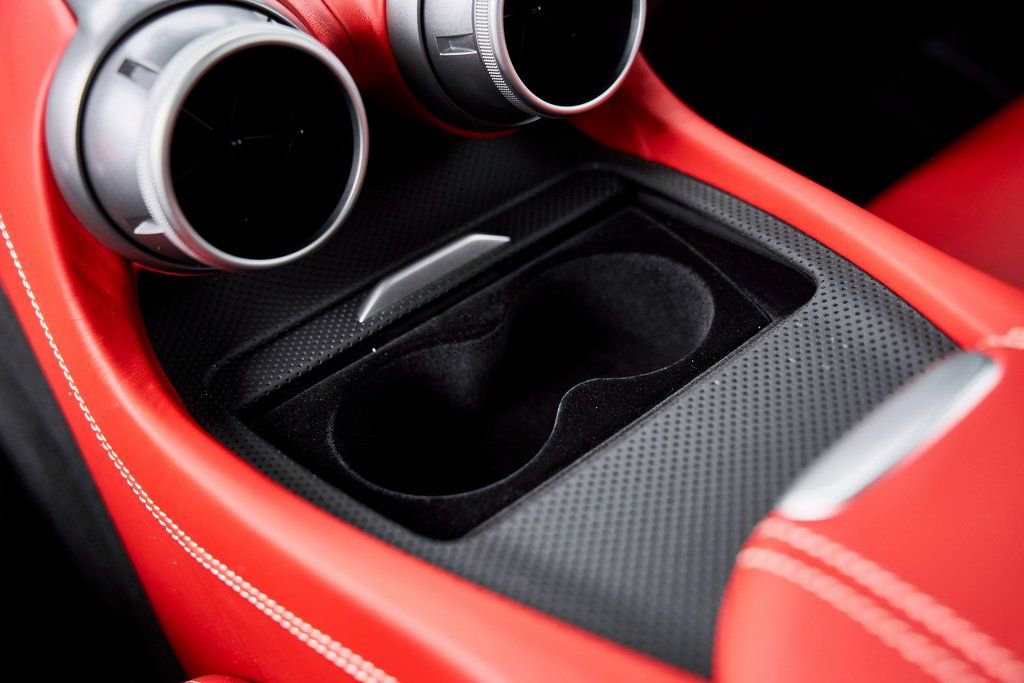 Used 2020 Ferrari GTC4Lusso T RWD image 84