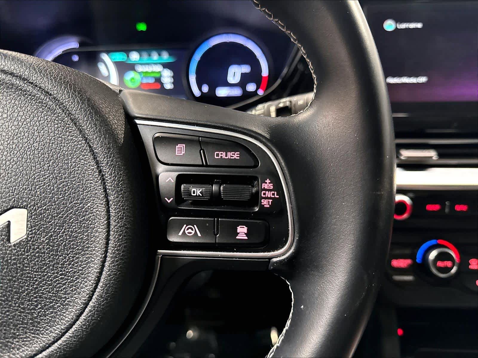 Used 2022 Kia Niro EX FWD image 20