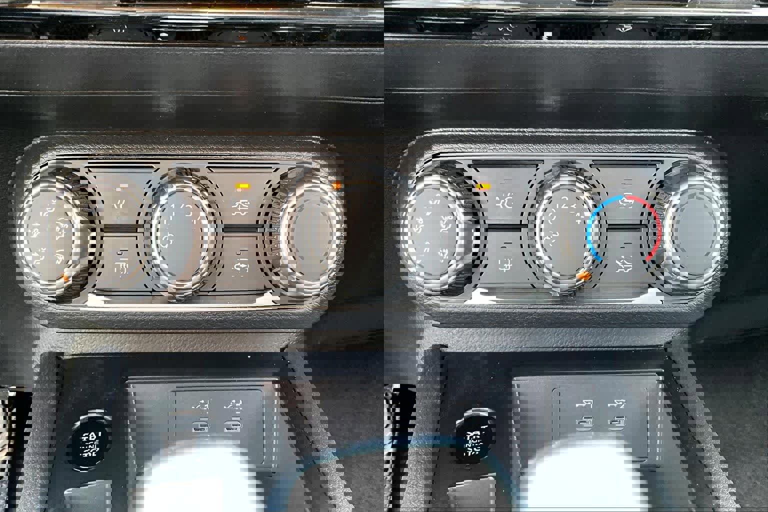 New 2026 Nissan Kicks S image 20