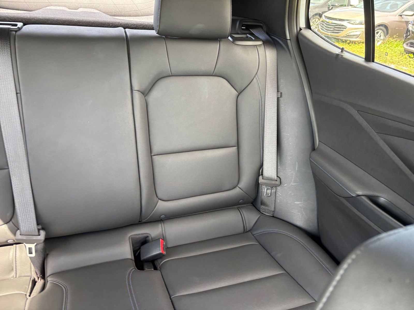 Used 2025 Buick Envista Sport Touring image 37