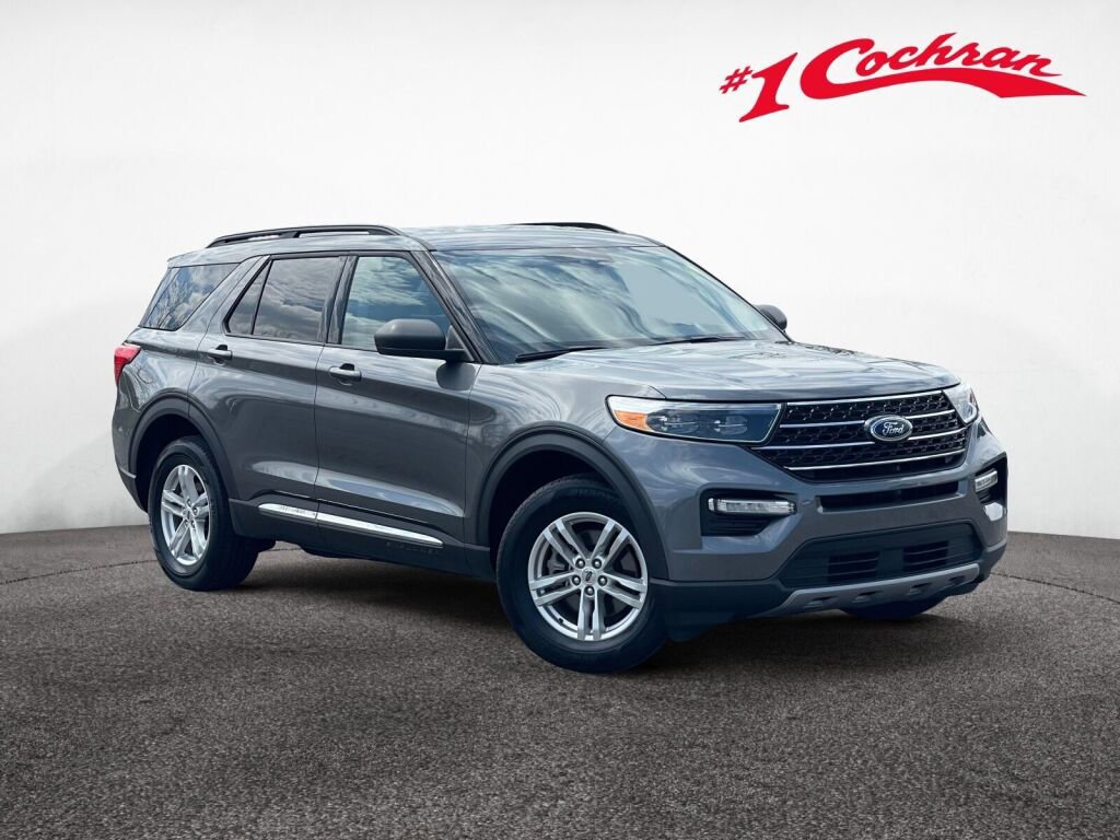 Used 2024 Ford Explorer XLT w/ Equipment Group 202A AWD/4WD image 1