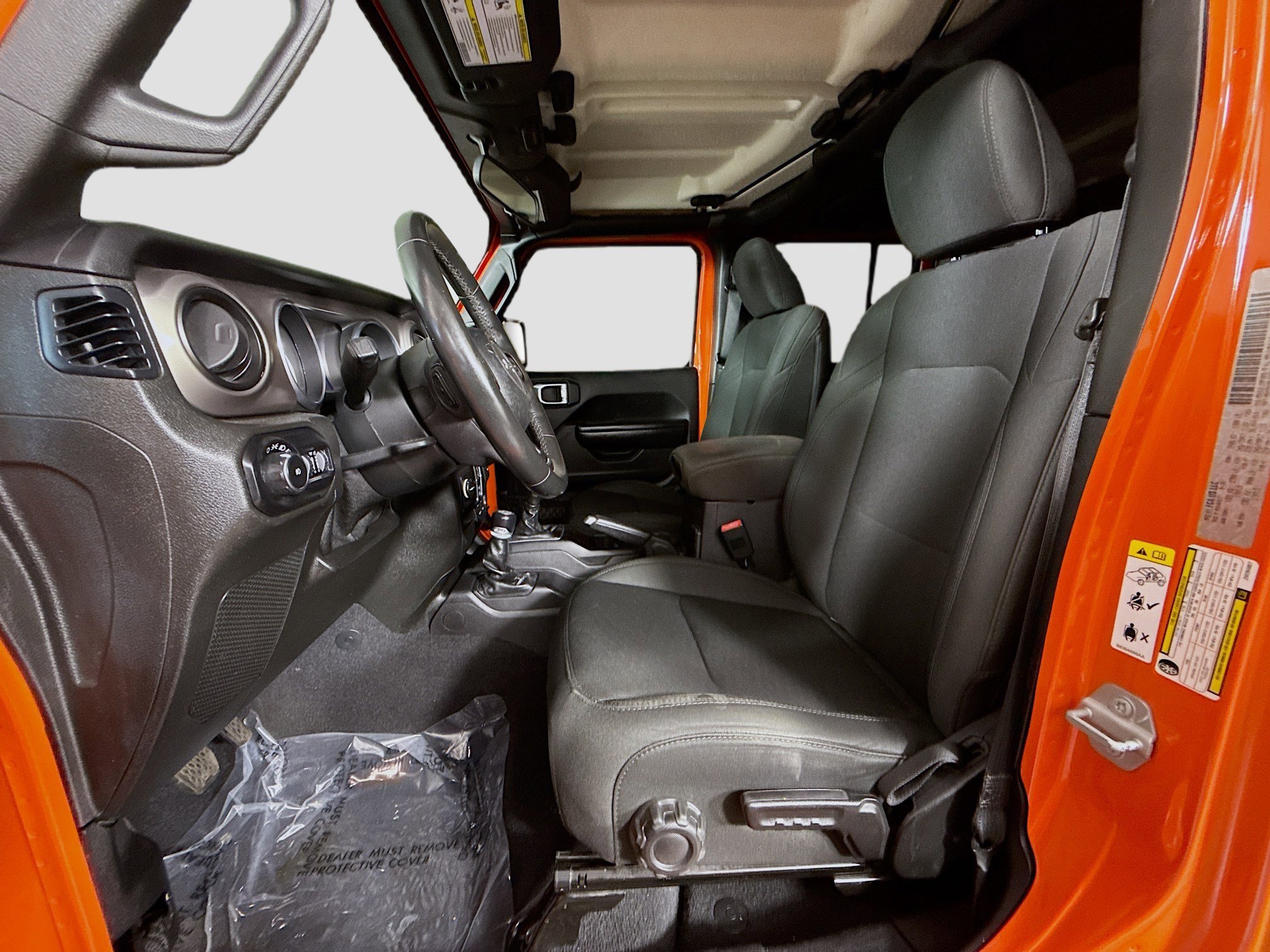 Used 2018 Jeep Wrangler Unlimited Sport S image 22