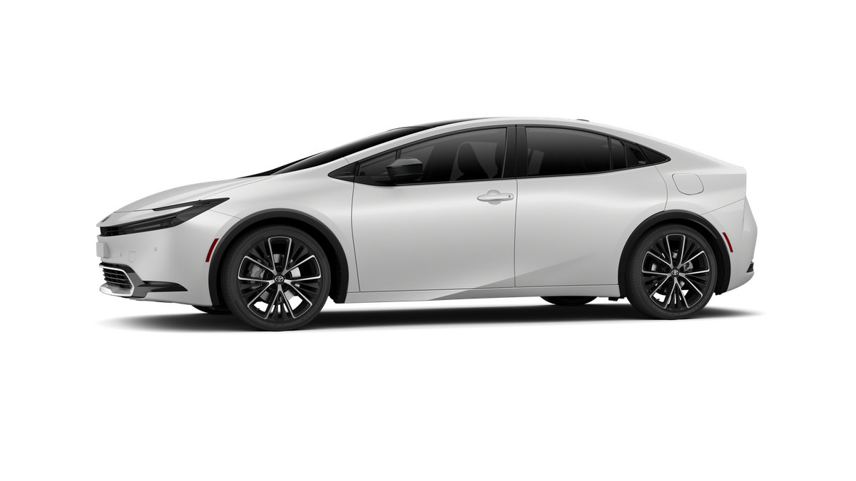 New 2027 Toyota Prius FWD image 3