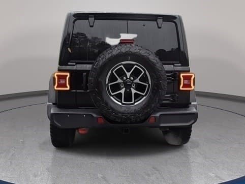 Used 2026 Jeep Wrangler Unlimited Rubicon w/ Technology Group image 6