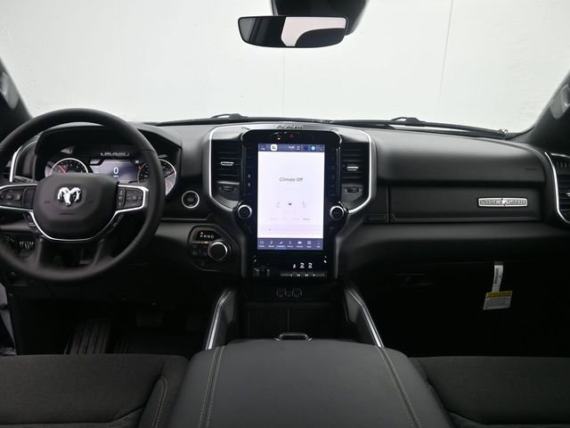 New 2026 RAM 1500 4x4 Crew Cab image 12