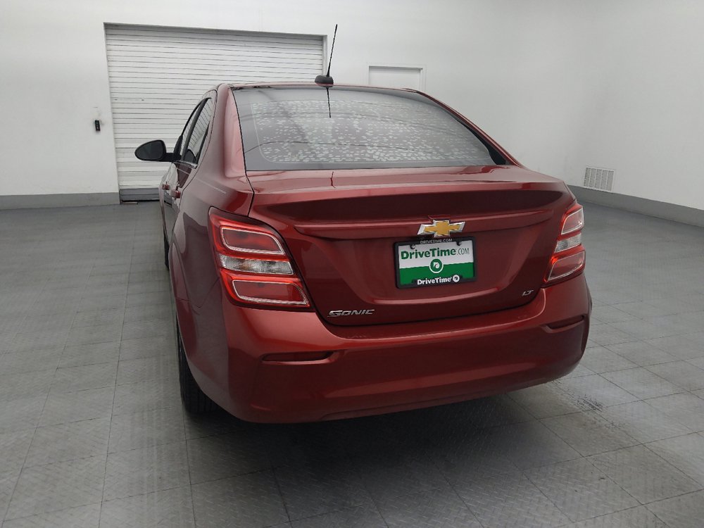 Used 2019 Chevrolet Sonic LT w/ Convenience Package FWD image 6