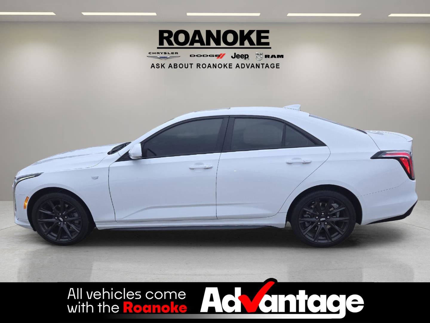 Used 2022 Cadillac CT4 Sport image 4