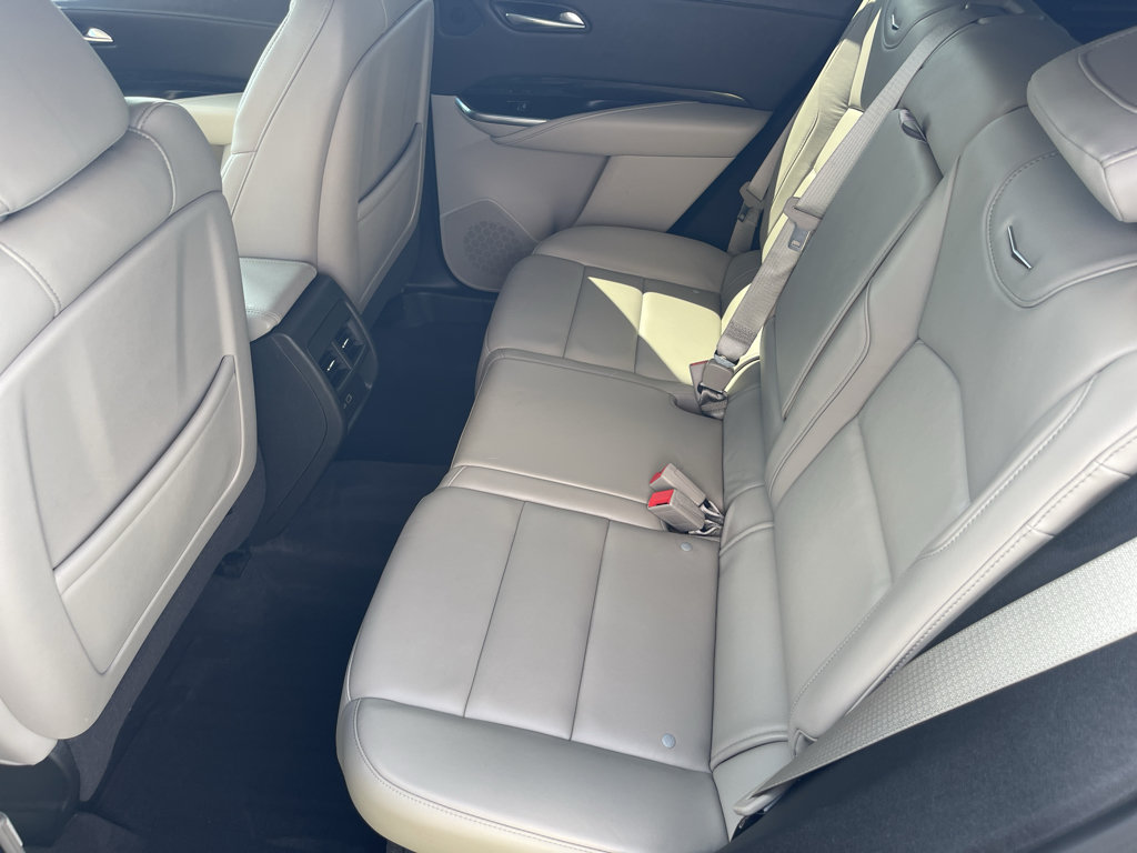Used 2020 Cadillac XT4 Premium Luxury w/ Driver Awareness Package AWD/4WD image 16
