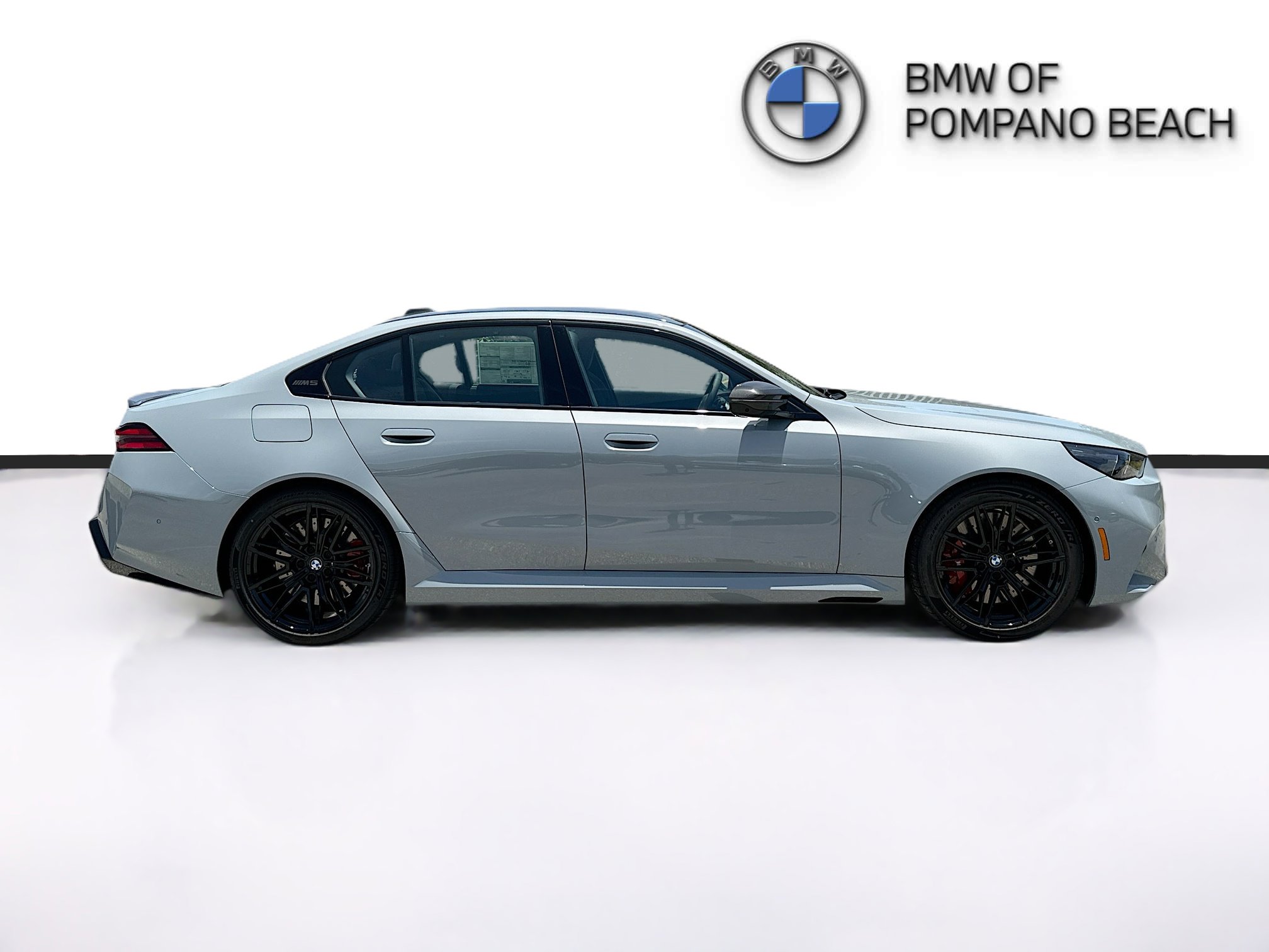New 2026 BMW M5 w/ Carbon Package image 8