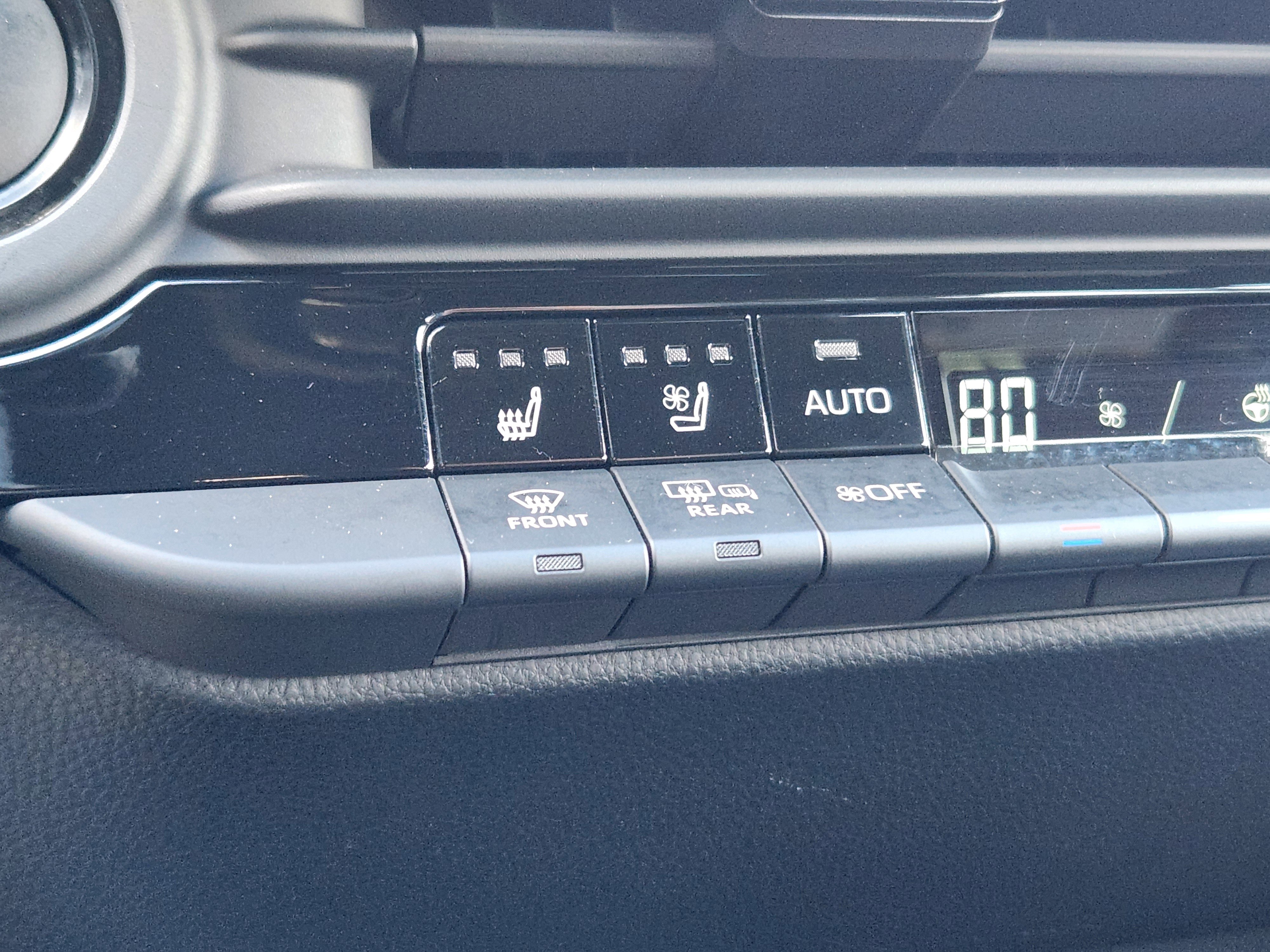 Used 2026 Toyota Crown Platinum image 28