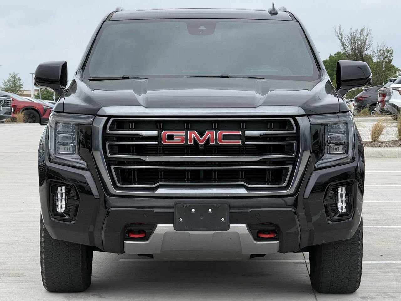 Certified 2023 GMC Yukon AT4 w/ AT4 Premium Package AWD/4WD image 7
