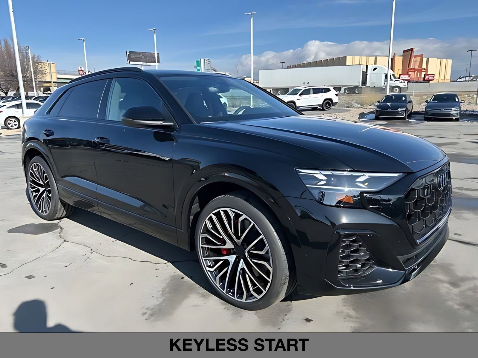 New 2026 Audi SQ8 Prestige image 3