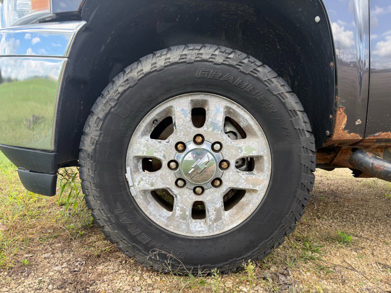 Used 2011 Chevrolet Silverado 3500 LT w/ Interior Plus Package image 12