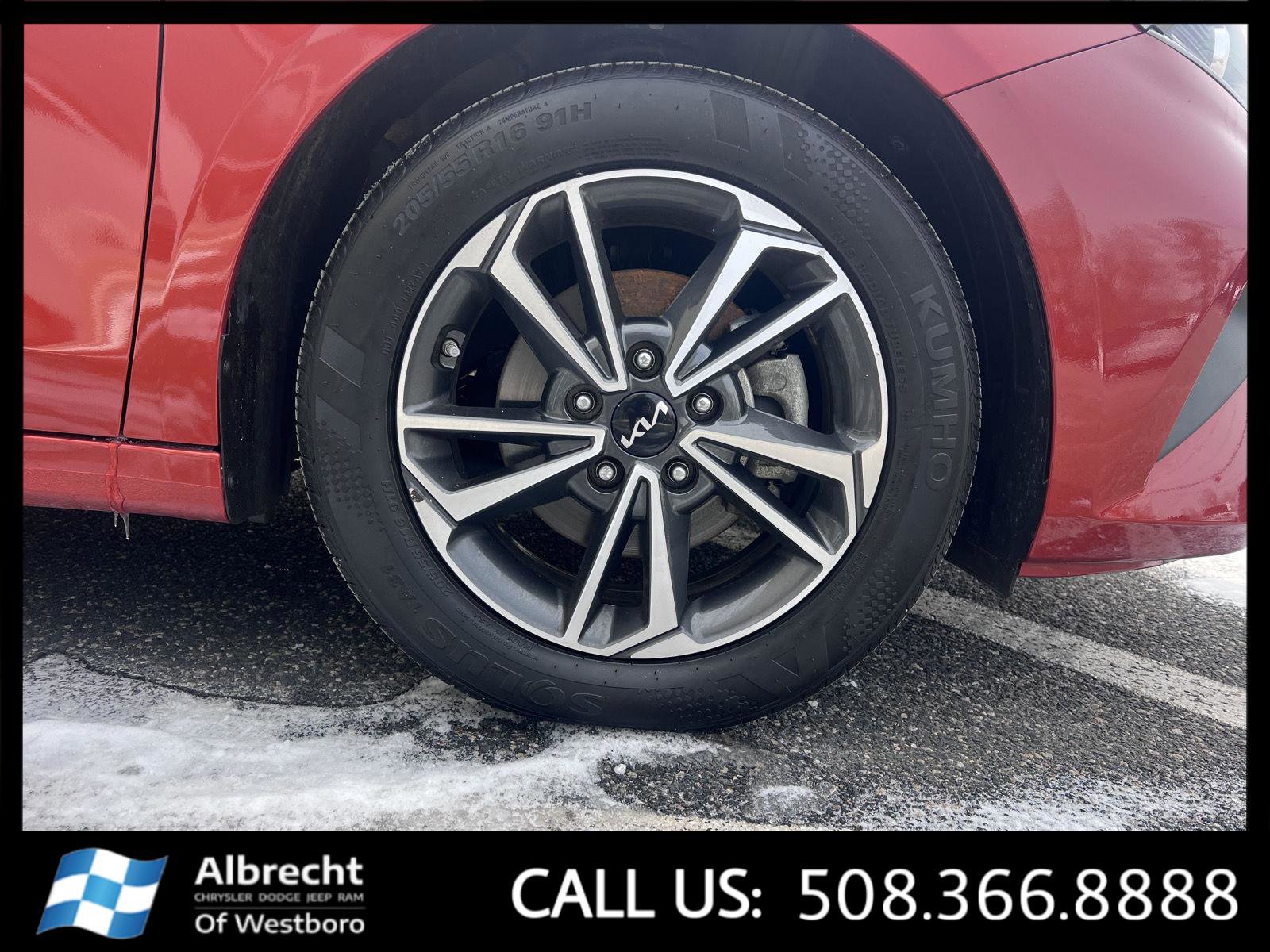 Used 2023 Kia Forte LXS image 31