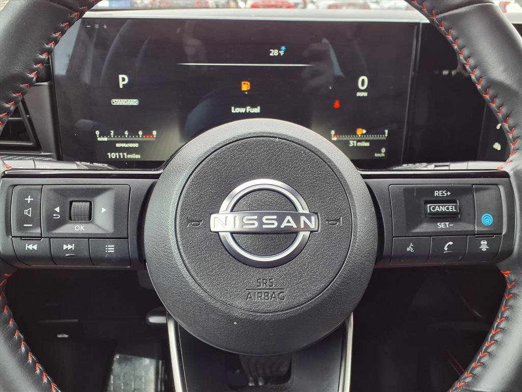 Used 2025 Nissan Kicks SR w/ Illumination Package AWD/4WD image 11