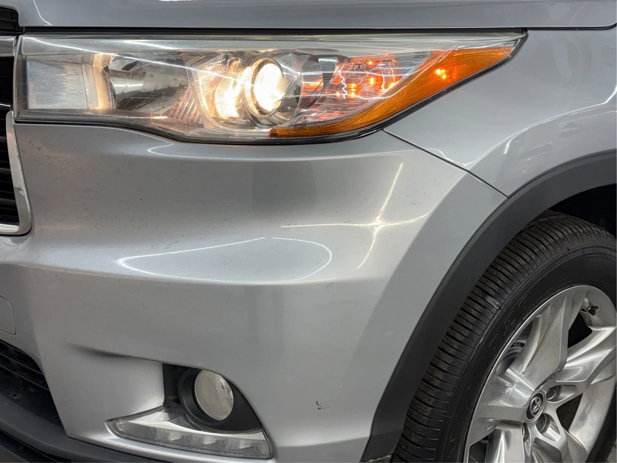 Used 2016 Toyota Highlander Limited image 34